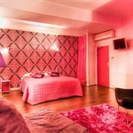 Hotel Le Temple De Jeanne à Paris Extérieur photo
